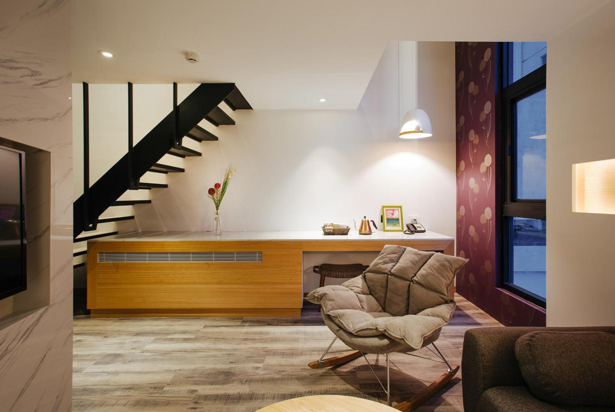 Check Inn Taichung Zhongshan Esterno foto