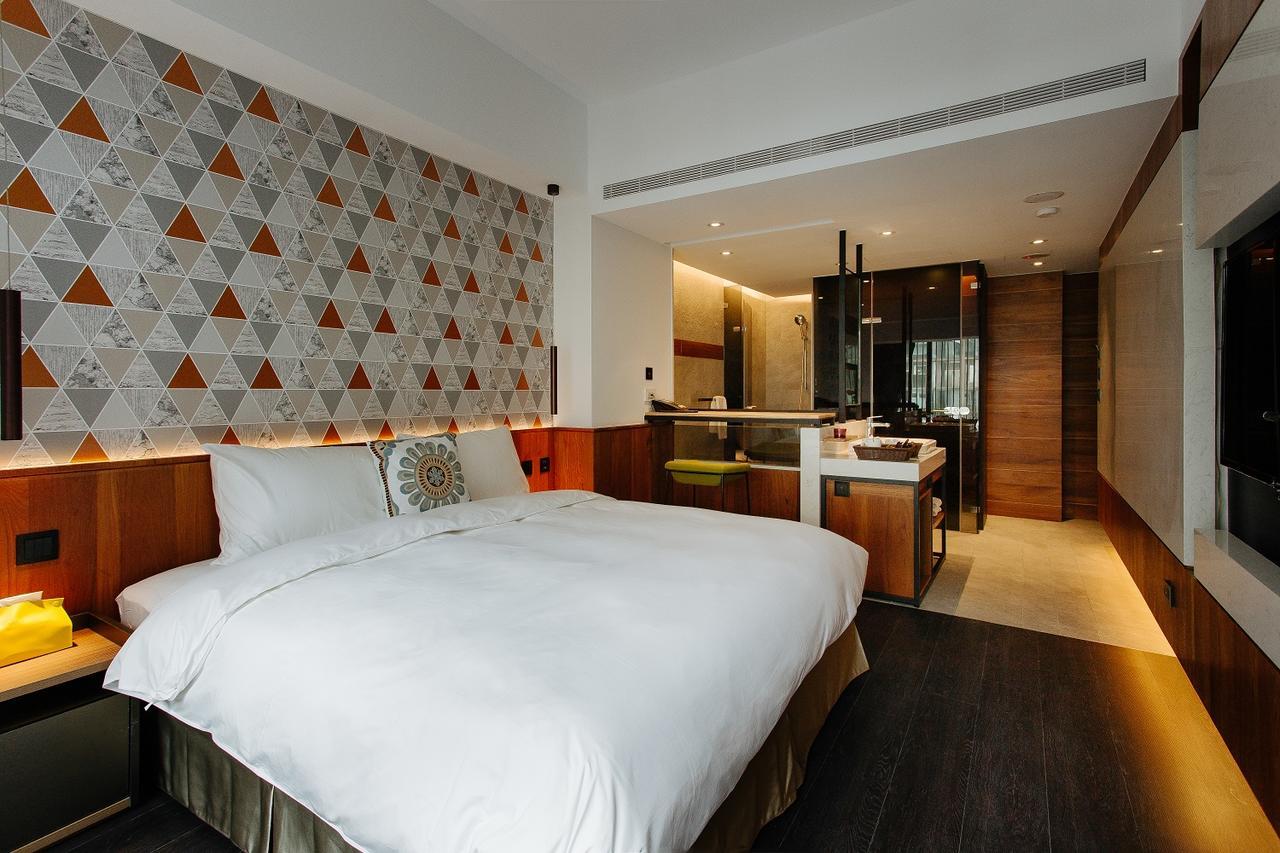 Check Inn Taichung Zhongshan Esterno foto